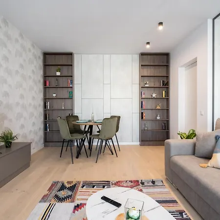 Spring Stylish Pipera Apartment Bucharest