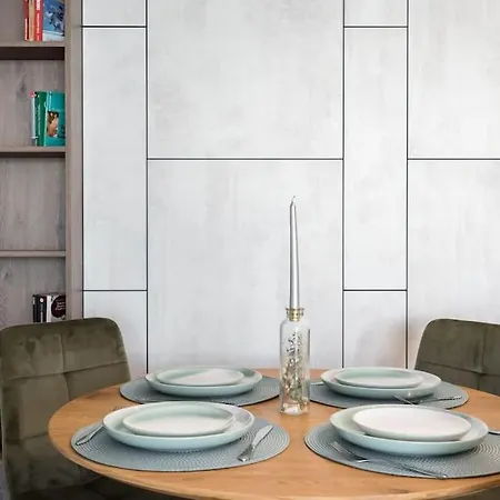 Spring Stylish Pipera * Bükreş