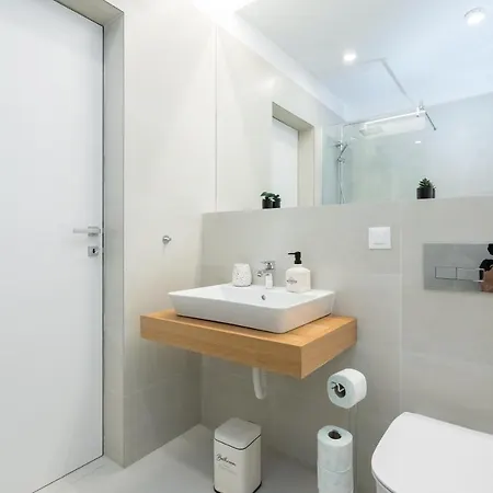 Spring Stylish Pipera *